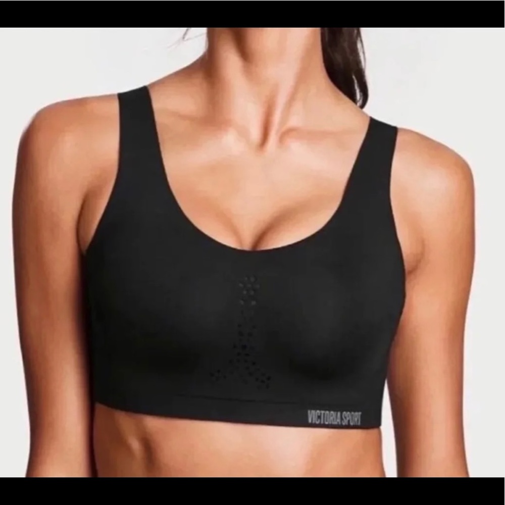 Victoria’s Secret Angel Maxi Sports Bra, size 36 D, NWOT